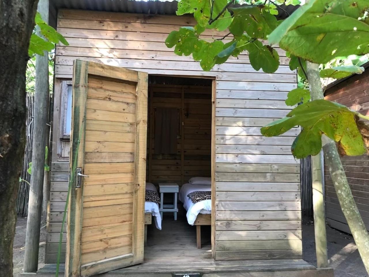 The Riverdeck Accommodation And Backpackers Knysna Extérieur photo