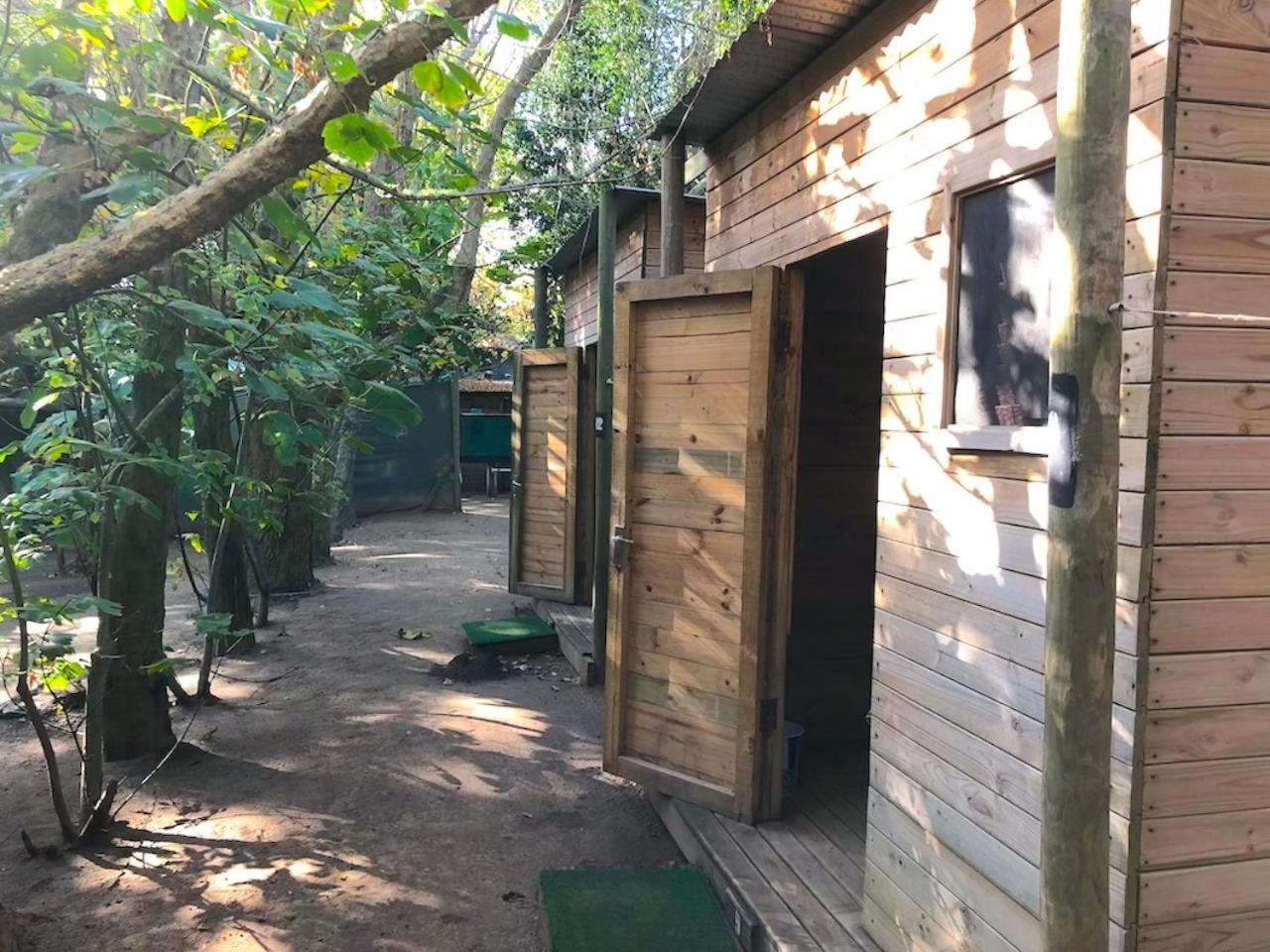 The Riverdeck Accommodation And Backpackers Knysna Extérieur photo