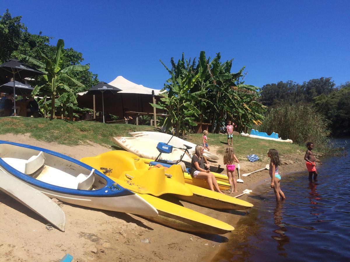 The Riverdeck Accommodation And Backpackers Knysna Extérieur photo